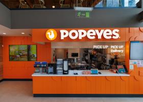 Burger King și Popeyes deschid în București, în zona Răzoare, primul spațiu comun din România