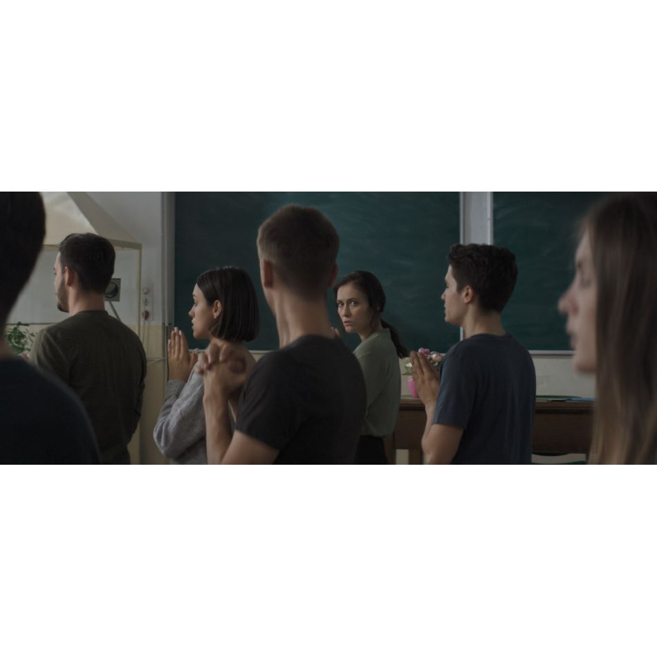  Când devine libertatea periculoasă?  Când naște balauri. O poveste tulburătoare, inspirată din fapte reale