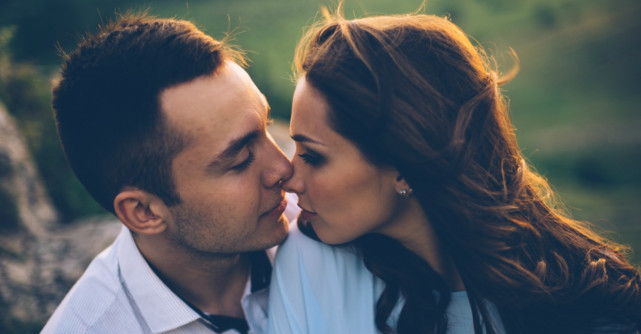 Respectul inseamna mai mult decat a tine o usa deschisa pentru tine