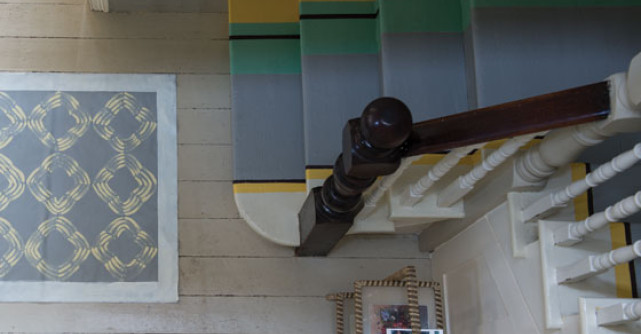 4 idei inedite de a folosi spatiul de sub scara