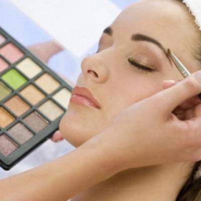 Lectii gratuite de machiaj in Galeria Real
