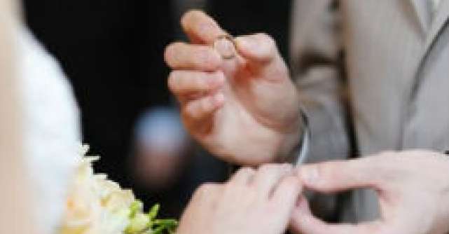 10 Mituri despre casatorie 	  