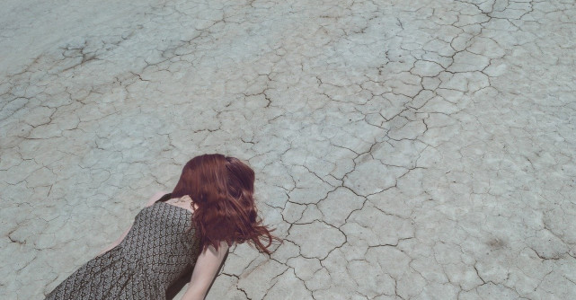 3 ganduri frecvente ale unei persoane anxioase: Nu esti singura!