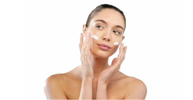 NIVEA îți oferă trei soluții Anti-Rid Plus pentru ca tu să arăți tânără la orice vârstă!