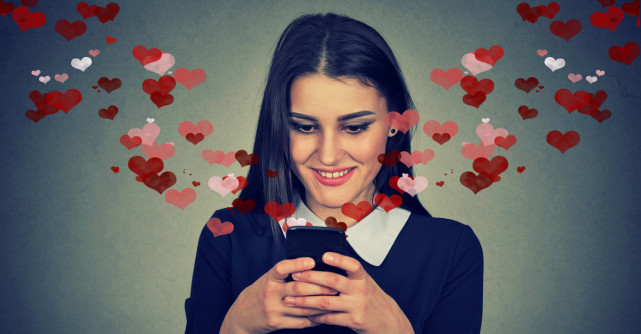 Îți cauți perechea în mediul virtual? Iată la ce să fii atentă