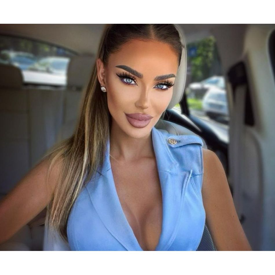 Bianca Drăgușanu, revoltată după ce internauții i-au reproșat că are buzele prea mari