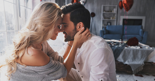 Cele două tipuri de atracție care prezic viitorul cuplului: între dorință și iubire