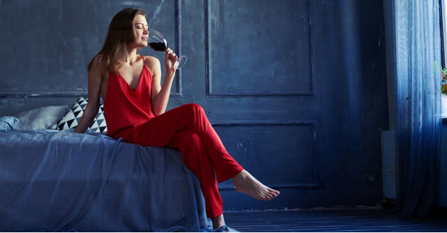 Salopeta eleganta de seara: cum o porti