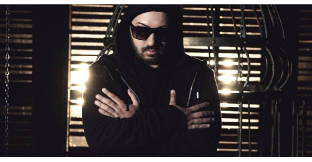 Romanul care a cucerit intreaga lume cu piesa lui