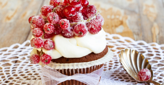 Cele mai vesele prajiturici: 3 variante de topping pentru cupcakes si briose