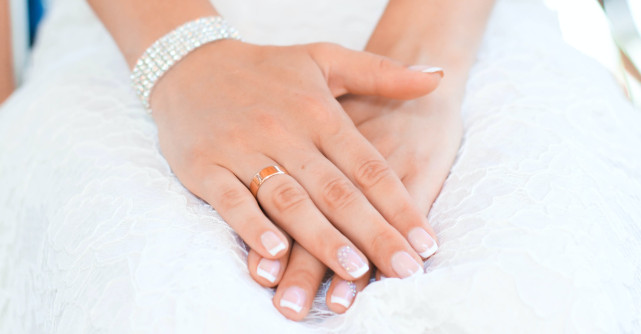 6 avantaje ale unghiilor french