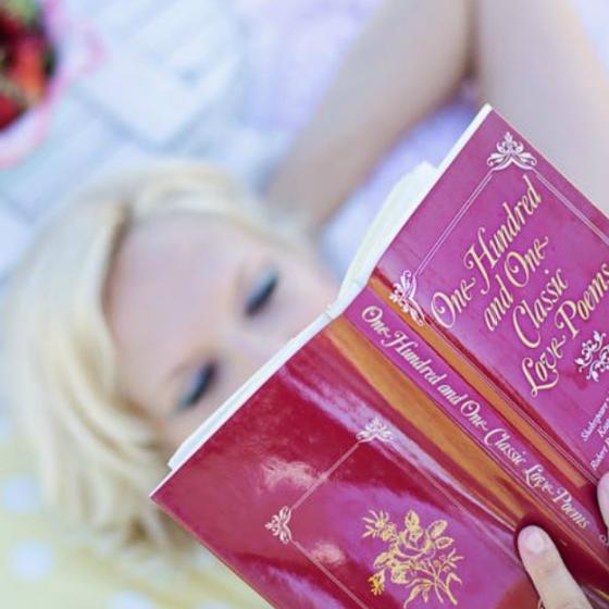 8 carti de dragoste care trebuie citite de fiecare femeie