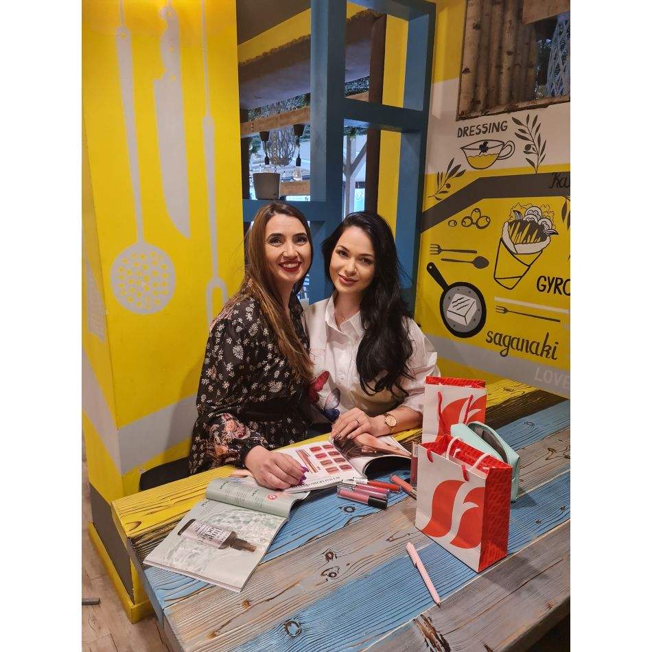 Ce spun părinții Deei Maxer despre noul ei iubit? Artista și Robert Drilea se iubesc de o lună