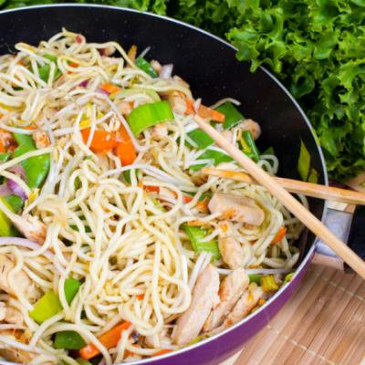Retete vegane usoare pe care trebuie sa le incerci