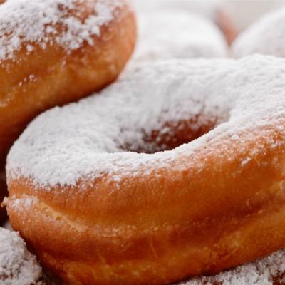Gogosi pufoase: desertul copilariei