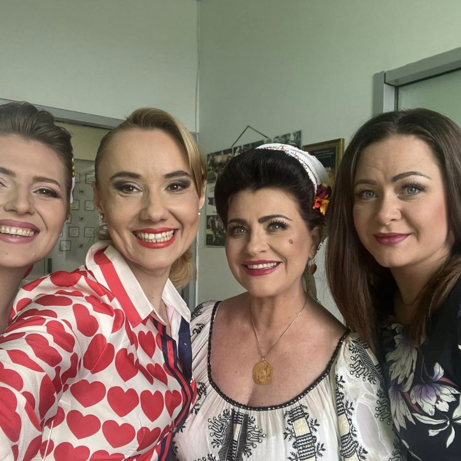 Oana Ioniță și fostul ei soț au stabilit custodia și domiciliul copiilor: Isabel va locui la mine și Maxim, la Florin...