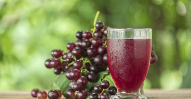 E timpul pentru elixirul tineretii! Iata cum iti imbunatatesti viata cu suc de struguri