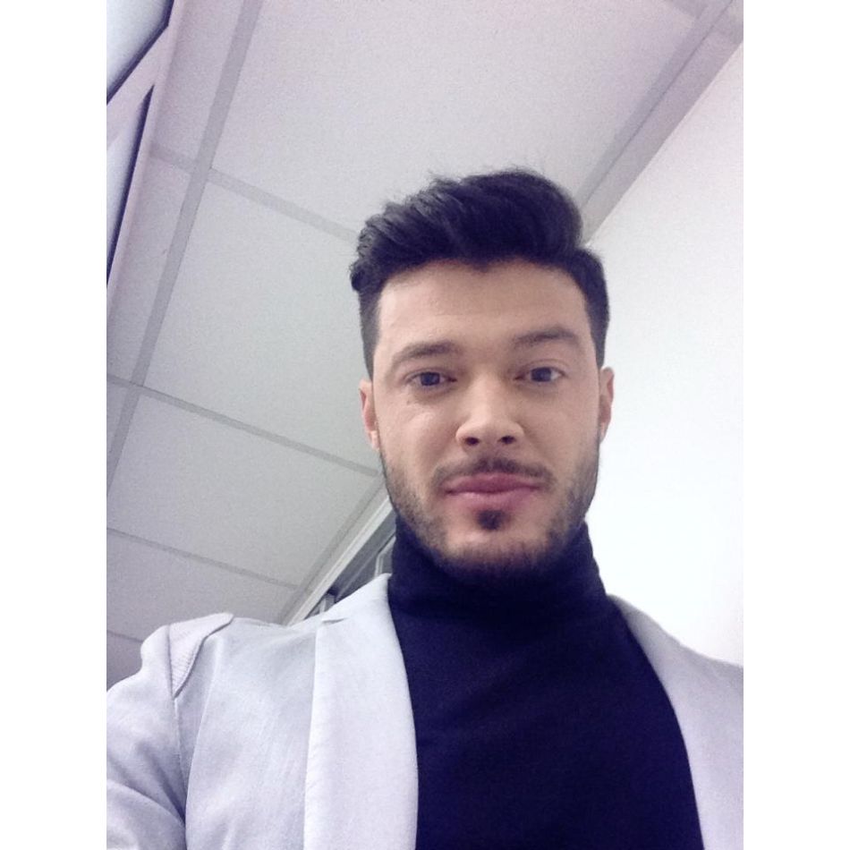 Victor Slav, un tată care impune reguli pentru micuța lui! Uite ce relație frumoasă tată-fiică au cei doi 