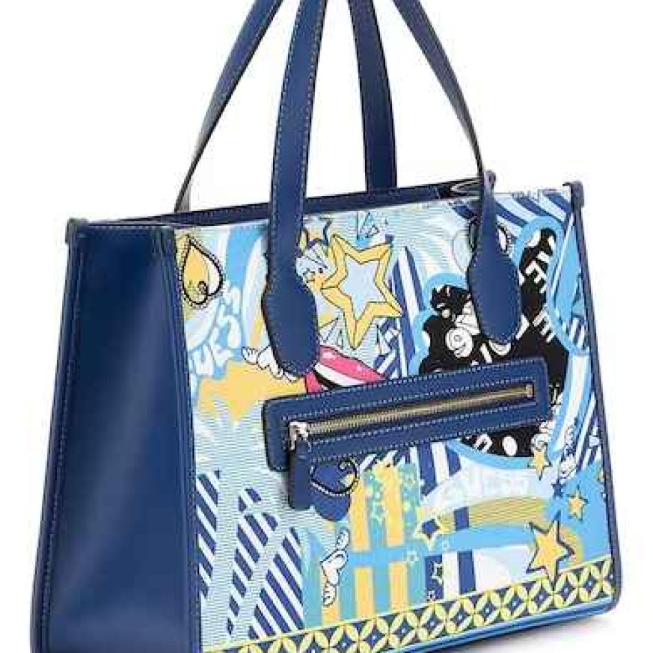 Bleumarin este NOUL negru! 20 de piese vestimentare pentru garderoba ta