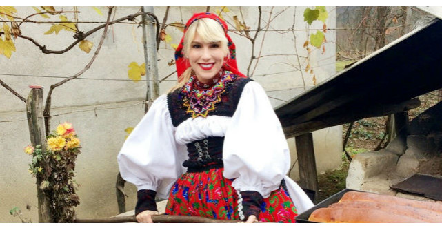 Corina Bud va avea parte de un Craciun DIFERIT