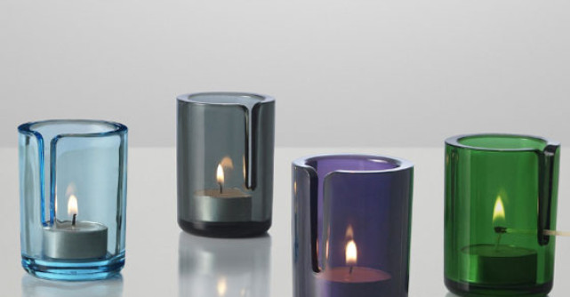 16 sfesnice si suporturi pentru lumanari