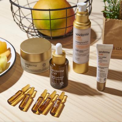 Redă strălucirea și vitalitatea pielii cu gama C-VIT