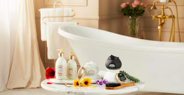 Noul ritual de reparare a părului: Your Hair, Your Light