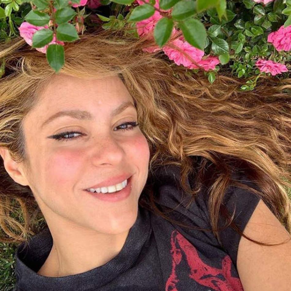 Shakira, apariție ravisantă la gala Premios Juventud în Puerto Rico. Artista a plecat acasă cu 8 premii