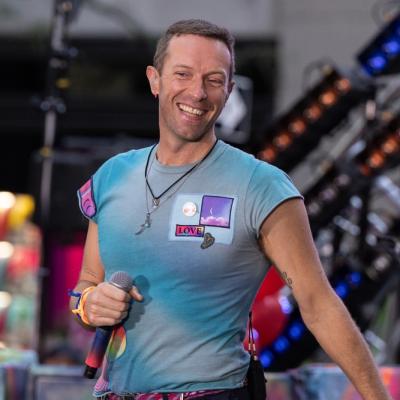 Chris Martin, artistul Coldplay, iubește din nou după despărțirea de Dakota Johnson. Cine este noua lui parteneră de viață