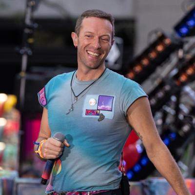 Chris Martin, artistul Coldplay, iubește din nou după despărțirea de Dakota Johnson. Cine este noua lui parteneră de viață
