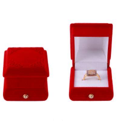 Batalia inelelor: Cine il are mai mare?