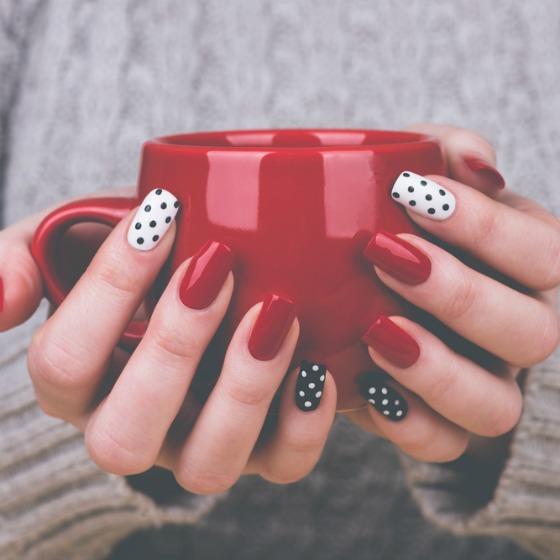 6 idei de manichiura sexy pentru toamna/iarna 2017