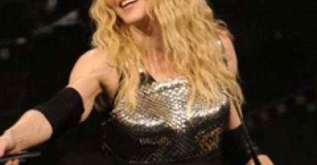  Foto: Uite cum arata Madonna dezbracata si fara Photoshop!