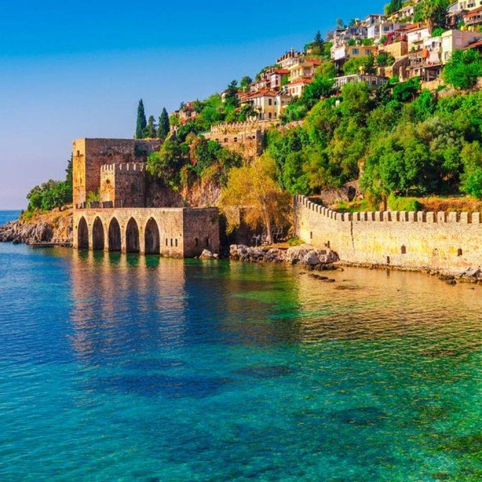 Antalya, în top pentru vacanțele de vară: Turcia a depășit Grecia la numărul de turiști
