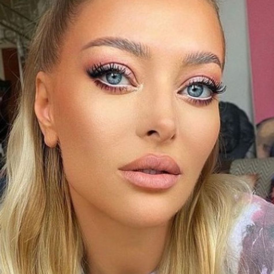 Delia, probleme de sănătate pe scena Untold! Artista a fost la un pas de leșin