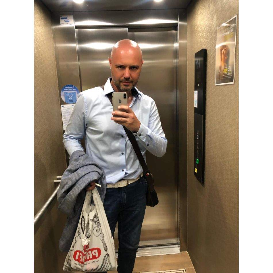 Mihai Mitoșeru este în continuare cu gândul la Noemi, la 4 ani de la divorț. Prezentatorul își dorește cu ardoare împăcarea