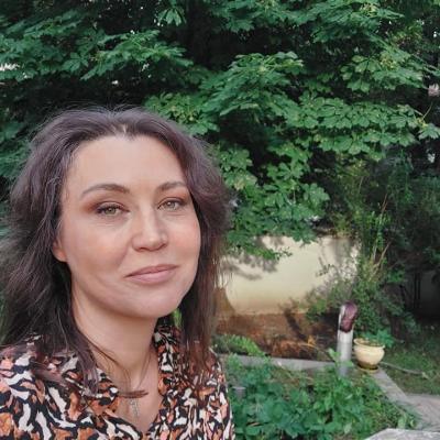 Daniela Nane, fericită alături de iubitul tinerel! În brațele cui a găst actrița fericirea, după divorțul de al doilea soț?