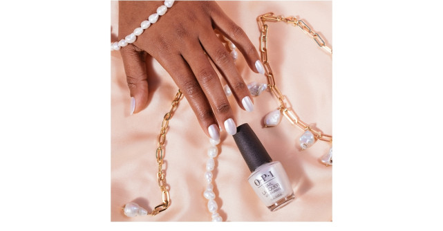 5 sfaturi pentru o manichiura perfecta in ziua nuntii. Orice mireasa trebuie sa tina cont de ele!