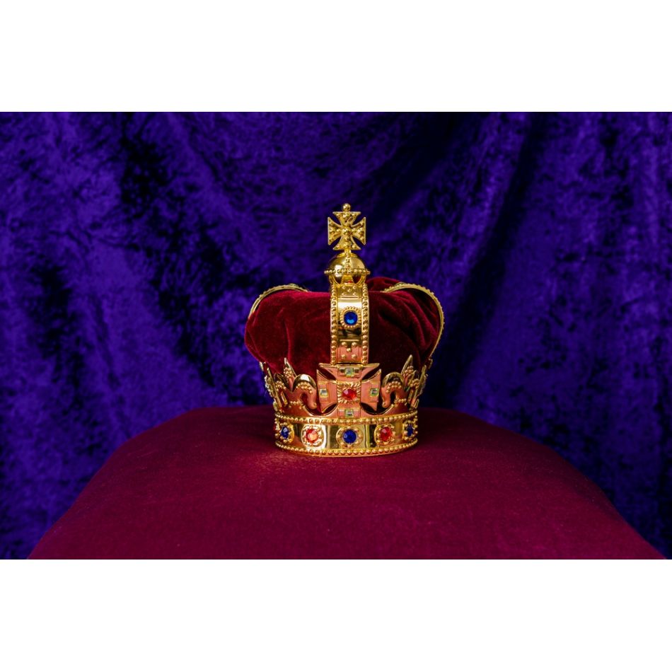 Cătălin Botezatu critică ținuta aleasă de Carmen Iohannis la încoronarea Regelui Charles. Ce spune despre Principesa Margareta?