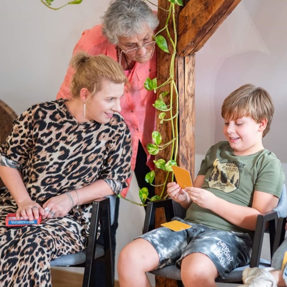 Interviu Monica Anastase, creatoarea evenimentului Om Cu Om: O platformă pentru întâlniri reale între oameni asumați