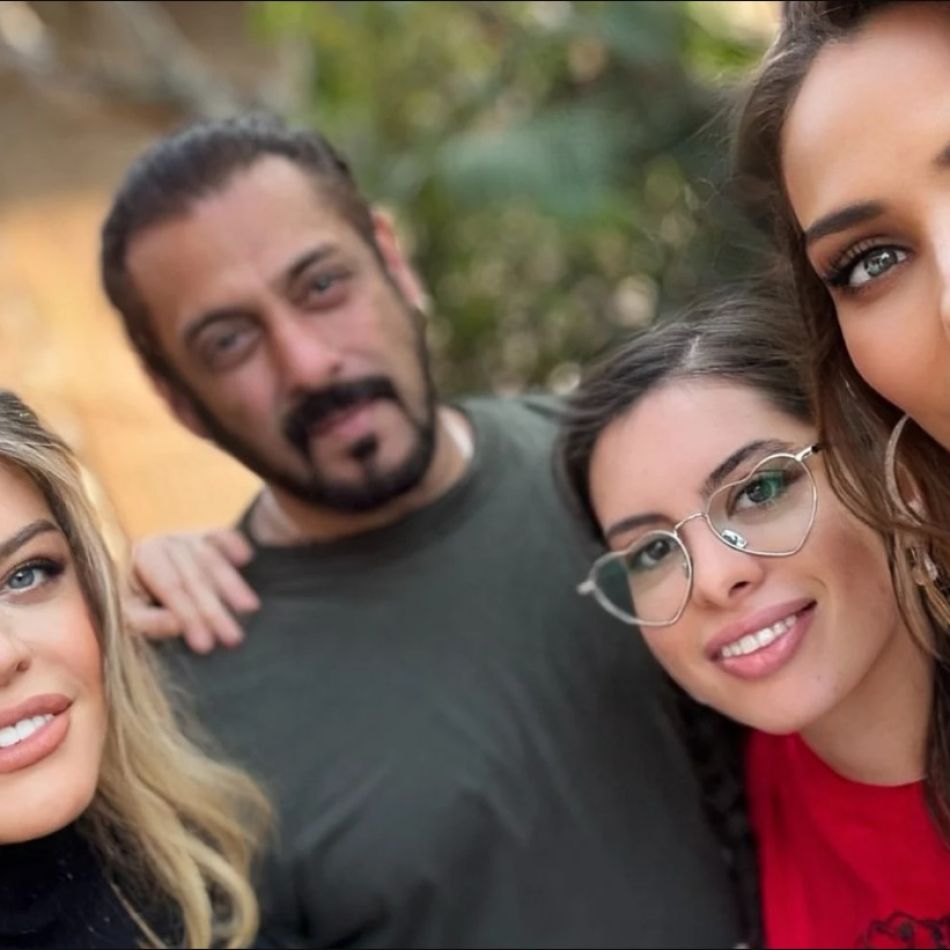 După succesul de la Bollywood, Iulia Vântur lansează prima piesă în România. SURPRIZĂ! Cui a dedicat artista această piesă?