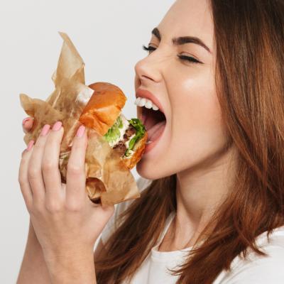 Ești ceea ce consumi: Alimente pe care trebuie să le eviți!