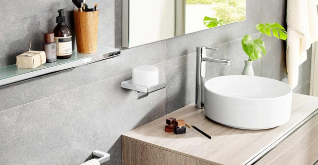 10 produse indispensabile pentru o baie practică și funcțională