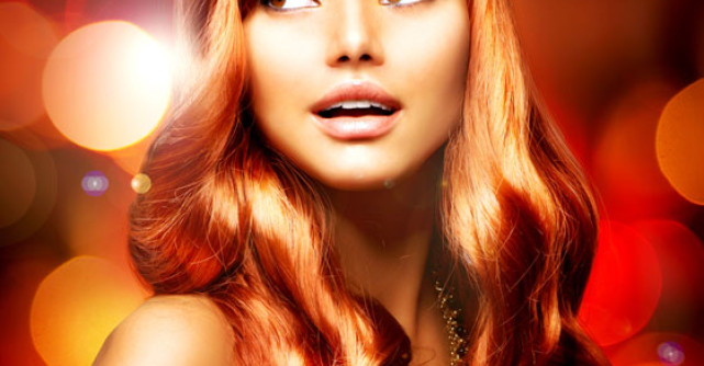 SA NU-TI LIPSEASCA: 5 Uleiuri regenerative pentru par stralucitor