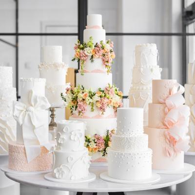 Grace Couture Cakes lansează Vintage Vibes,  noua colecție de torturi de nuntă în tendințele anului 2024