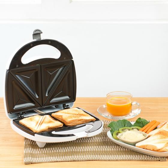 Sandwich maker potrivit pentru intreaga familie
