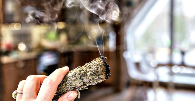 5 Moduri de a creste vibratia din casa ta si de a atrage energiile pozitive