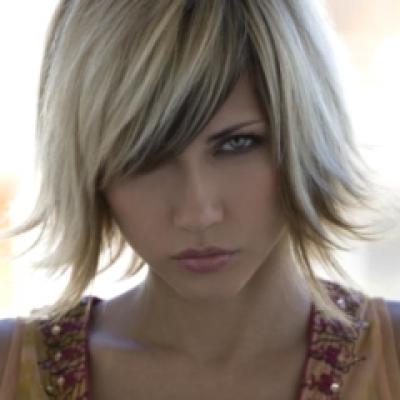 Blonda, bruna sau roscata? Afla ce trenduri ti se potrivesc in functie de culoarea parului