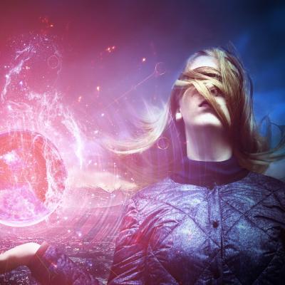 Tarot Zilnic: Există  o a treia persoană între voi?