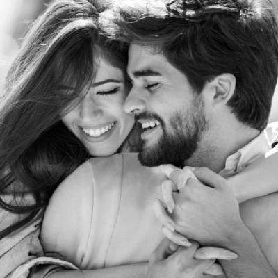 Top 3 cele mai romantice zodii. Partenerii lor sunt norocoși (și răsfățați)
